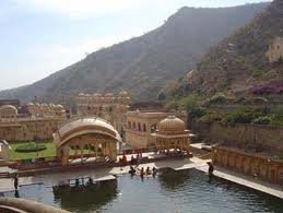 Galtaji kund